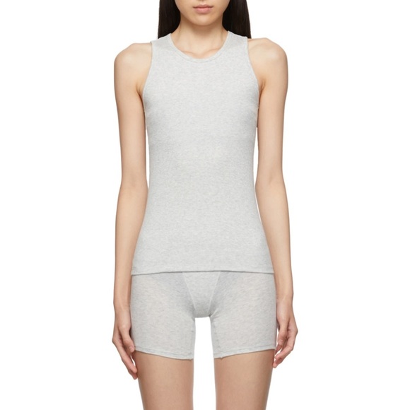 SKIMS Ribbed Boyfriend Tank Grey - Picture 2 of 6